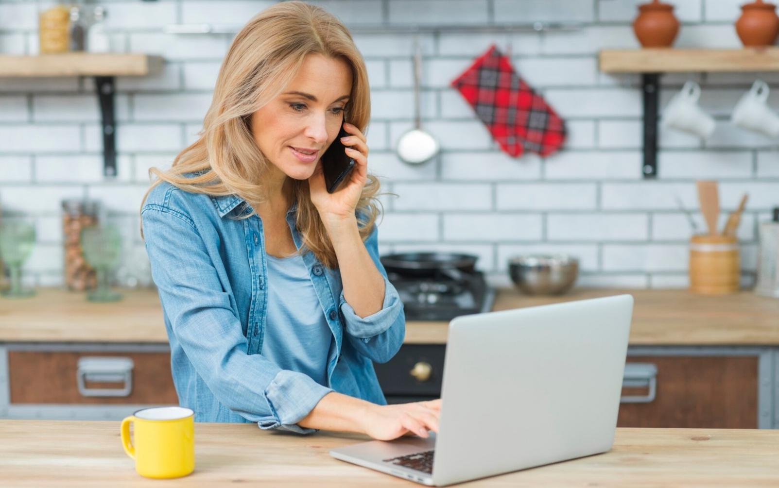 nuveliqora team working together on financial planning strategies